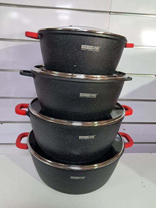 “Swissline Set de 4 Cacerolas Grandes Negras con Tapa de Cristal”